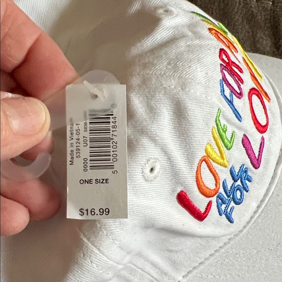 Old Navy White Love For All Hat - Picture 4 of 4